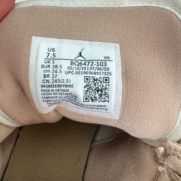 Nike Air Jordan 1 Mid in Camel and White size 7.5 - Picture 7 of 7